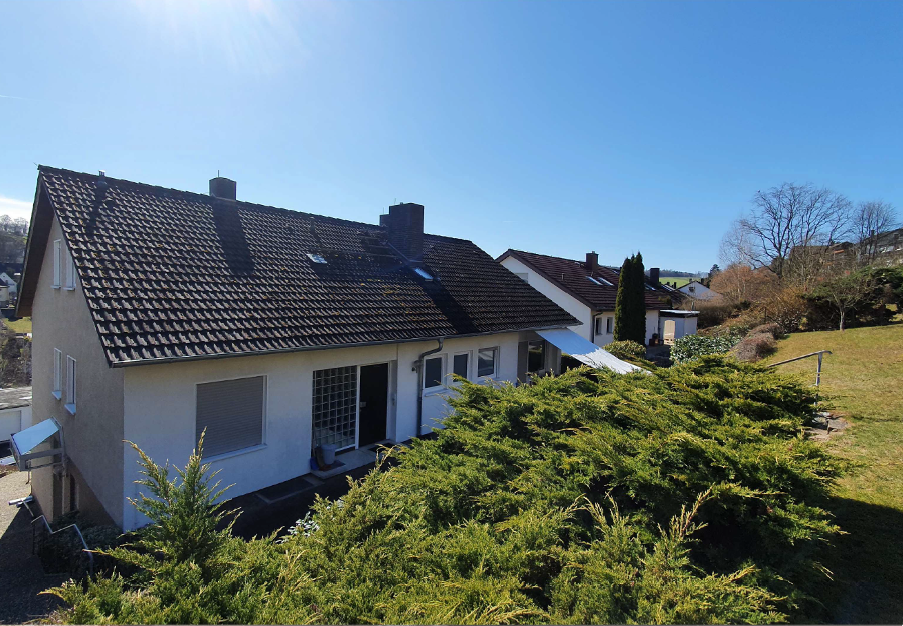 Terrassenwohnung zur Miete 990 € 4 Zimmer 126 m²<br/>Wohnfläche EG<br/>Geschoss ab sofort<br/>Verfügbarkeit An der Sommerseite 23 Bad Hersfeld Bad Hersfeld 36251