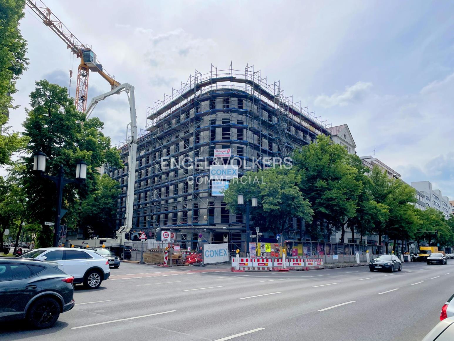 Büro-/Praxisfläche zur Miete 35 € 920,8 m²<br/>Bürofläche ab 200 m²<br/>Teilbarkeit Charlottenburg Berlin 10625