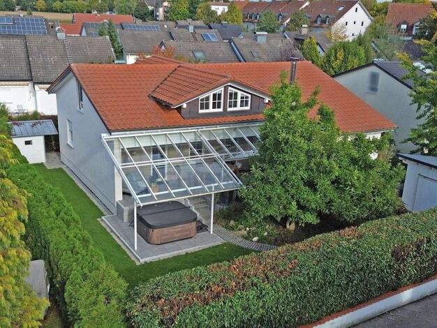 Einfamilienhaus zum Kauf 729.000 € 7 Zimmer 207 m² 565 m² Grundstück Hüttenberger Weg 20 Altötting 84503