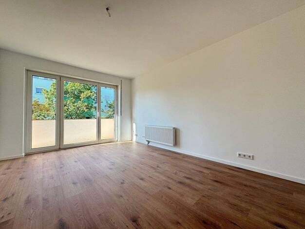 Wohnung zur Miete 995 € 3 Zimmer 75 m² 4. Geschoss frei ab sofort Stephanstraße 37 St Peter Nürnberg 90478
