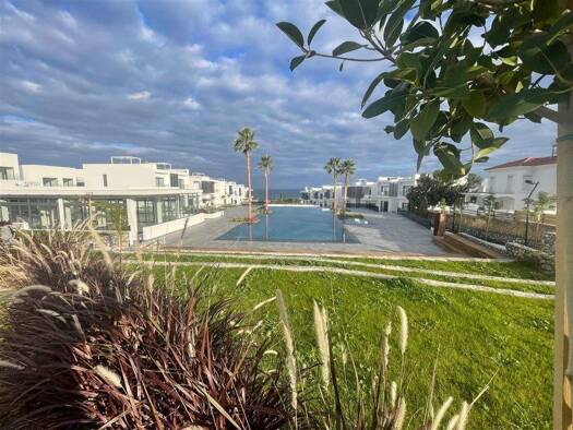 Wohnung zum Kauf - Erstbezug provisionsfrei 365.000 € 3 Zimmer 128 m² Girne 99320