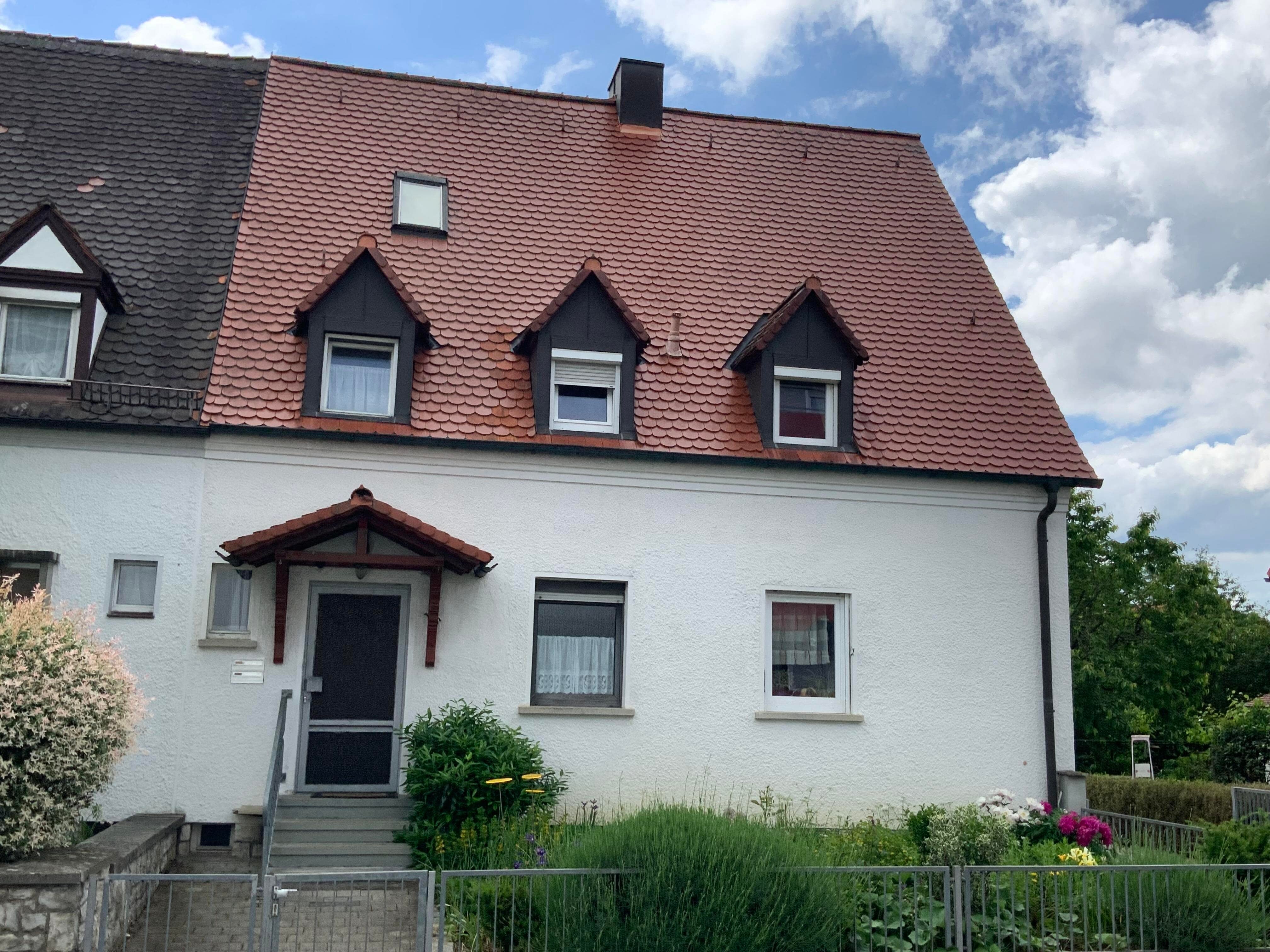 Einfamilienhaus zum Kauf 329.000 € 7 Zimmer 186 m²<br/>Wohnfläche 559 m²<br/>Grundstück Memmelsdorf Memmelsdorf 96117