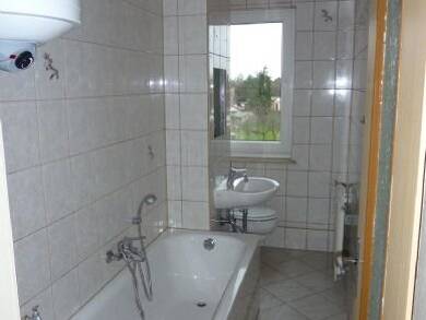 Wohnung zur Miete 420 € 4 Zimmer 70 m² Dachgeschoss, 4. Geschoss frei ab sofort Leninstr.10 Teutschenthal Teutschenthal 06179