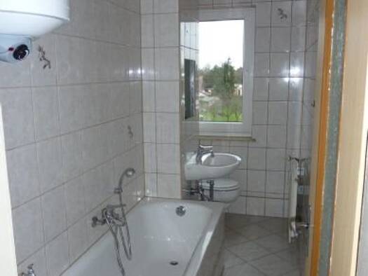 Wohnung zur Miete 420 € 4 Zimmer 70 m² Dachgeschoss, 4. Geschoss frei ab sofort Leninstr.10 Teutschenthal Teutschenthal 06179