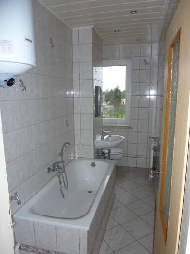 Wohnung zur Miete 420 € 4 Zimmer 70 m² Dachgeschoss, 4. Geschoss frei ab 01.06.2025 Leninstr.10 Teutschenthal Teutschenthal 06179