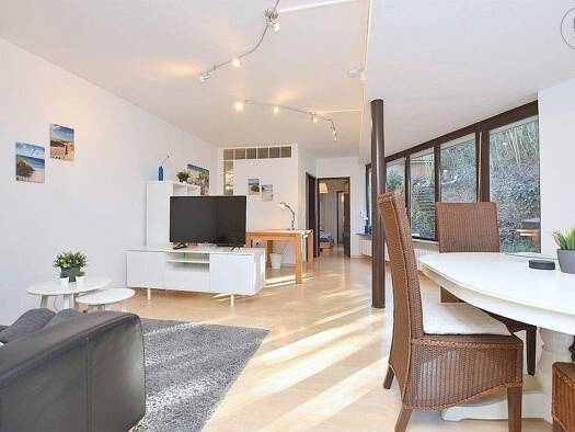 Wohnung zur Miete Wohnen auf Zeit 1.460 € 2,5 Zimmer 65 m² frei ab sofort Warmbronn Leonberg 71229