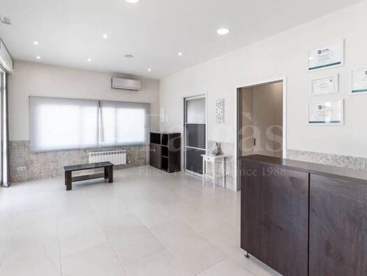 Verkaufsfläche zum Kauf 139.000 € 83 m² Verkaufsfläche Castelló d'Empúries 17487