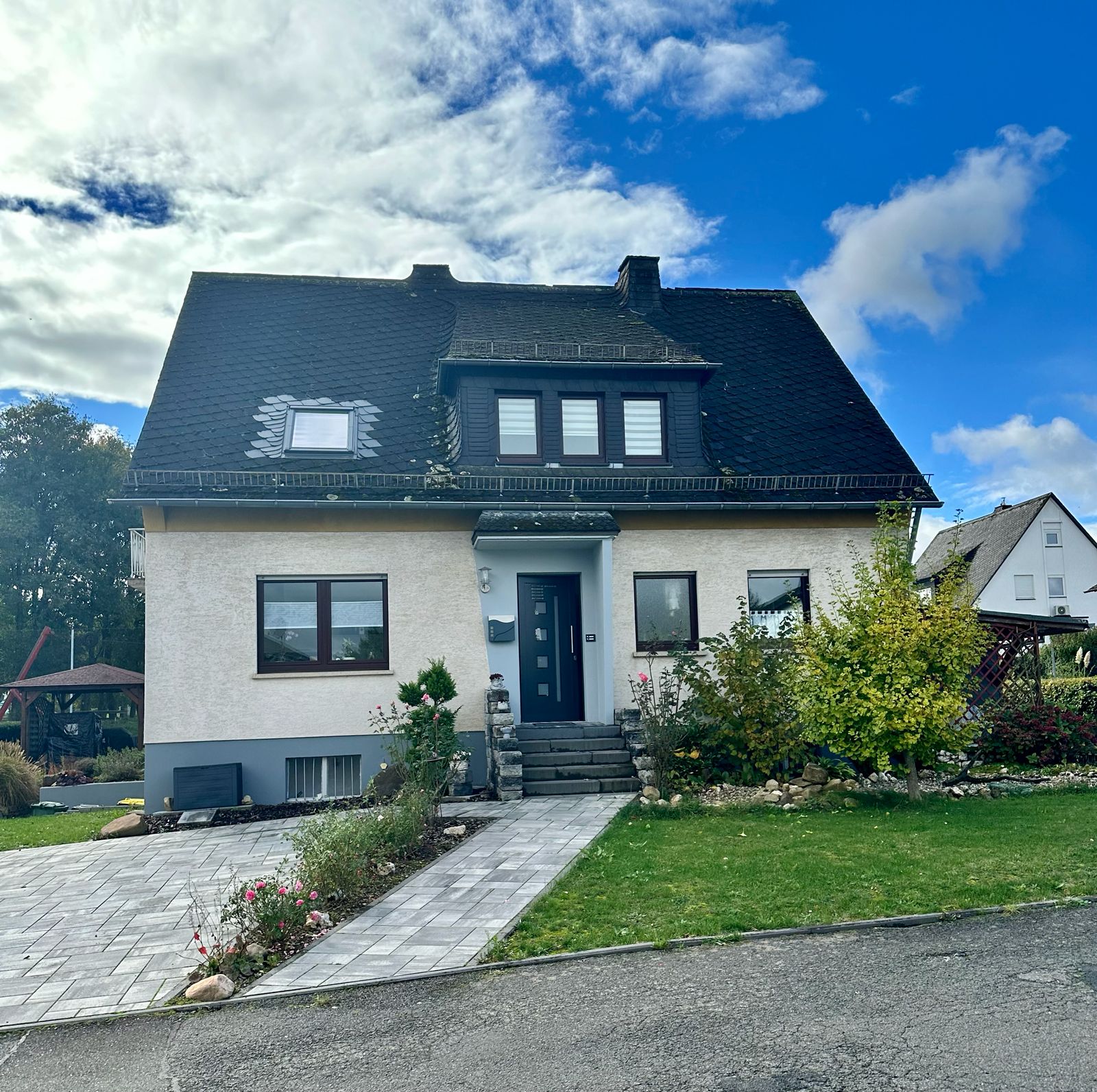 Einfamilienhaus zum Kauf 310.000 € 6 Zimmer 150 m²<br/>Wohnfläche 613 m²<br/>Grundstück Urbar 55430