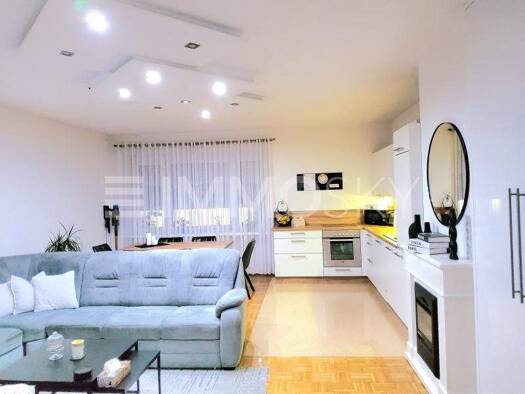 Wohnung zum Kauf 255.000 € 3 Zimmer 80 m² 1. Geschoss Traun 4050