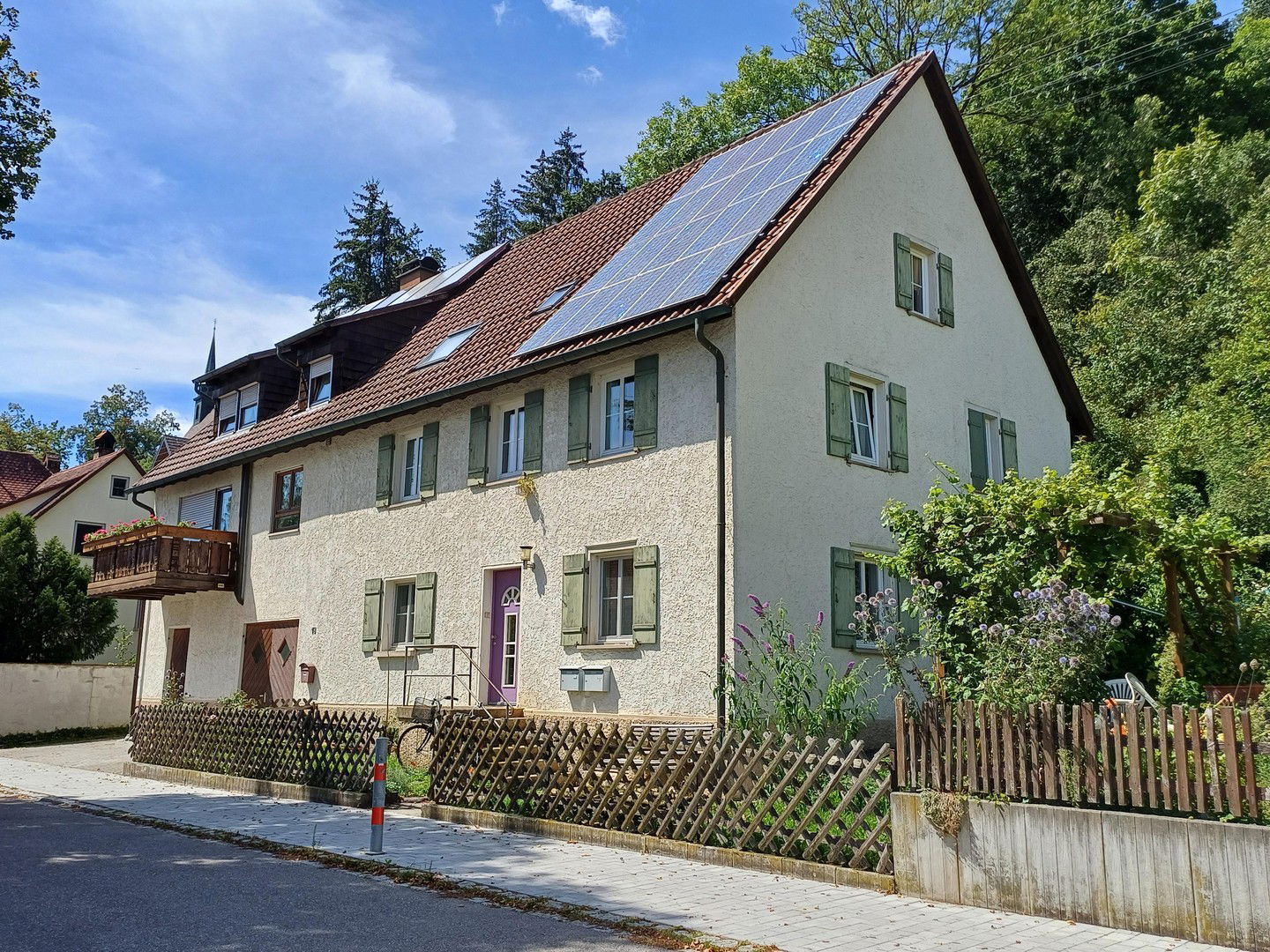 Mehrfamilienhaus zum Kauf provisionsfrei 398.000 € 9 Zimmer 255 m²<br/>Wohnfläche 1.007 m²<br/>Grundstück Sigmaringen Sigmaringen 72488