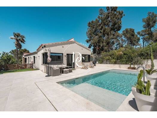 Villa zum Kauf 990.000 € 4 Zimmer 190 m² 577 m² Grundstück Sitges 08810