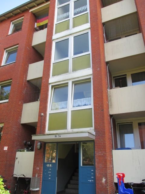 Wohnung zum Kauf 75.000 € 4 Zimmer 83 m²<br/>Wohnfläche EG<br/>Geschoss Geibelstr. 54 Barenburg Emden 26721