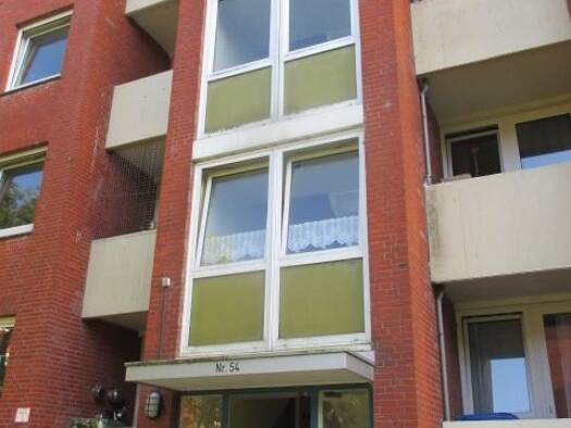 Wohnung zum Kauf 75.000 € 4 Zimmer 83 m² EG Geibelstraße 54 Barenburg Emden 26721