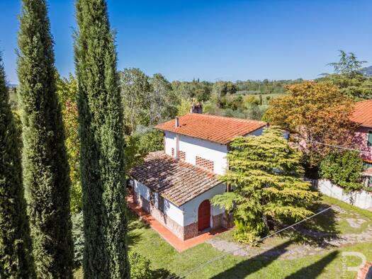 Haus zum Kauf 480.000 € 3 Zimmer 180 m² 3.000 m² Grundstück frei ab sofort Reggello