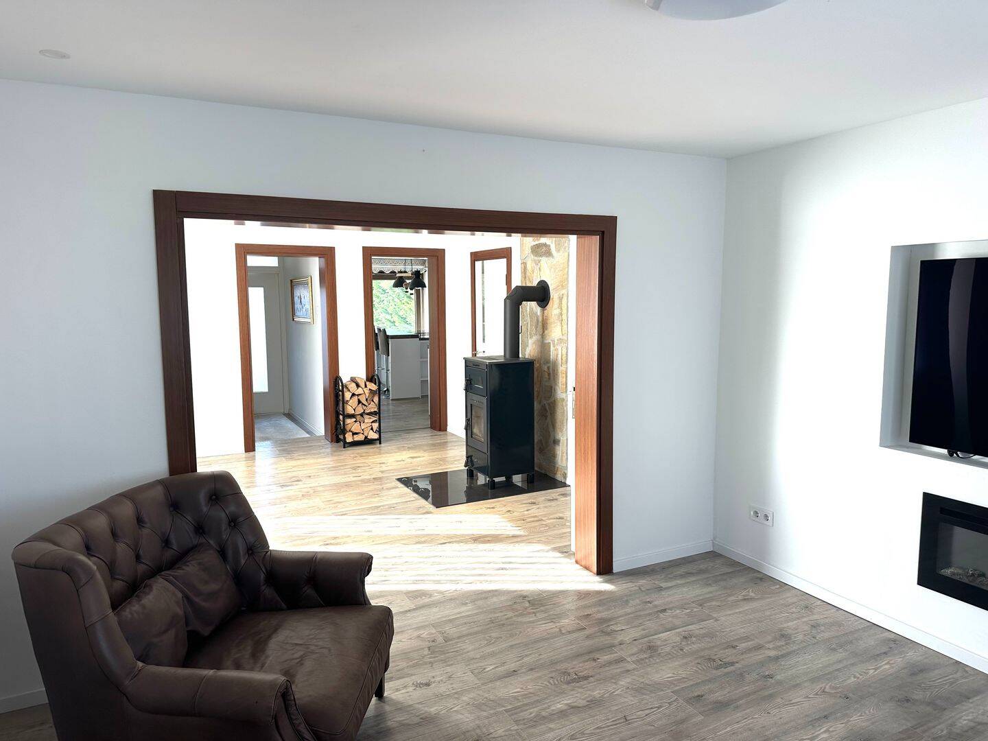 Immobilie in Maxdorf - Tolles freistehendes Einfamilienhaus mit Garten & Kaminofen in bevorzugter Lage von Maxdorf - Bild 3