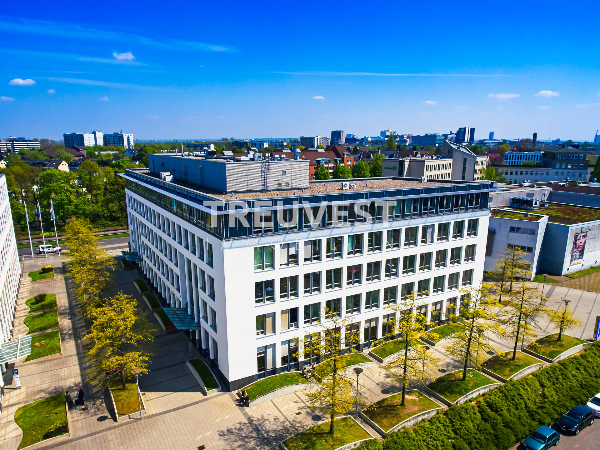 Bürofläche zur Miete provisionsfrei 13,30 € 316 m²<br/>Bürofläche ab 316 m²<br/>Teilbarkeit Heerdt Düsseldorf 40549