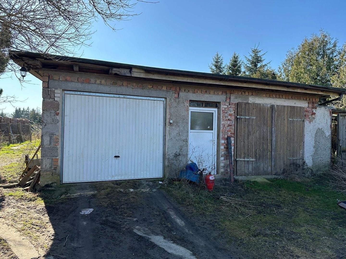 Immobilie in Brunn - Doppelhaushälfte im Dorf mit viel Land und Nebengelass - Bild 2