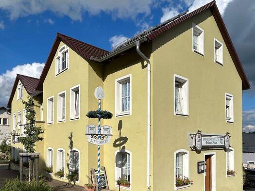 Gewerbeobjekt zum Kauf als Kapitalanlage geeignet 540.000 € 7 Zimmer 400 m² 725 m² Grundstück Treuchtlingen Treuchtlingen 91757