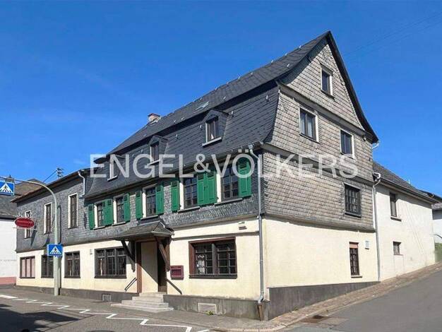 Haus zum Kauf 325.000 € 17 Zimmer 565 m² 781 m² Grundstück Holzappel 56379