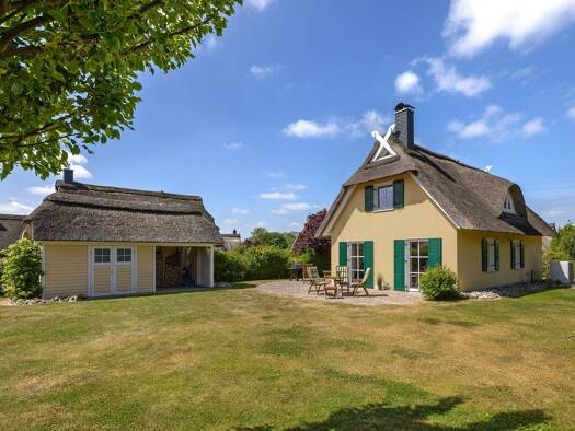 Einfamilienhaus zum Kauf 730.000 € 4 Zimmer 115 m² 700 m² Grundstück Rosenhagen Dassow 23942