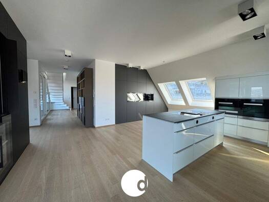 Maisonette zur Miete 3.600 € 4,5 Zimmer 157 m² 4. Geschoss frei ab sofort West Stuttgart 70193