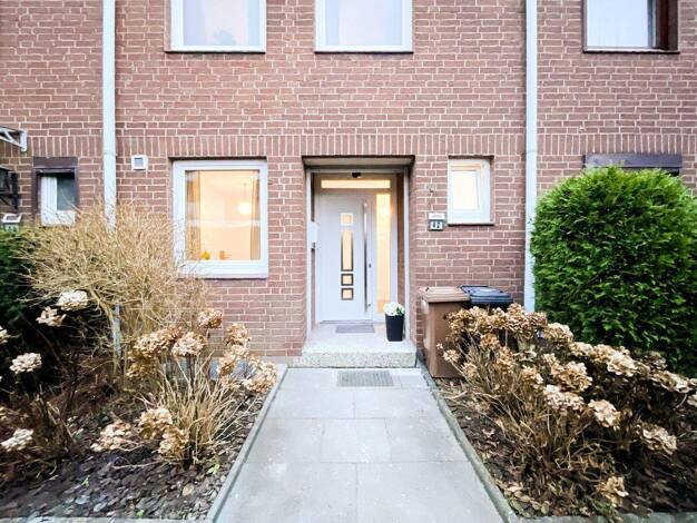 Reihenmittelhaus zum Kauf provisionsfrei 549.500 € 5 Zimmer 126 m² 194 m² Grundstück Rellingen 25462