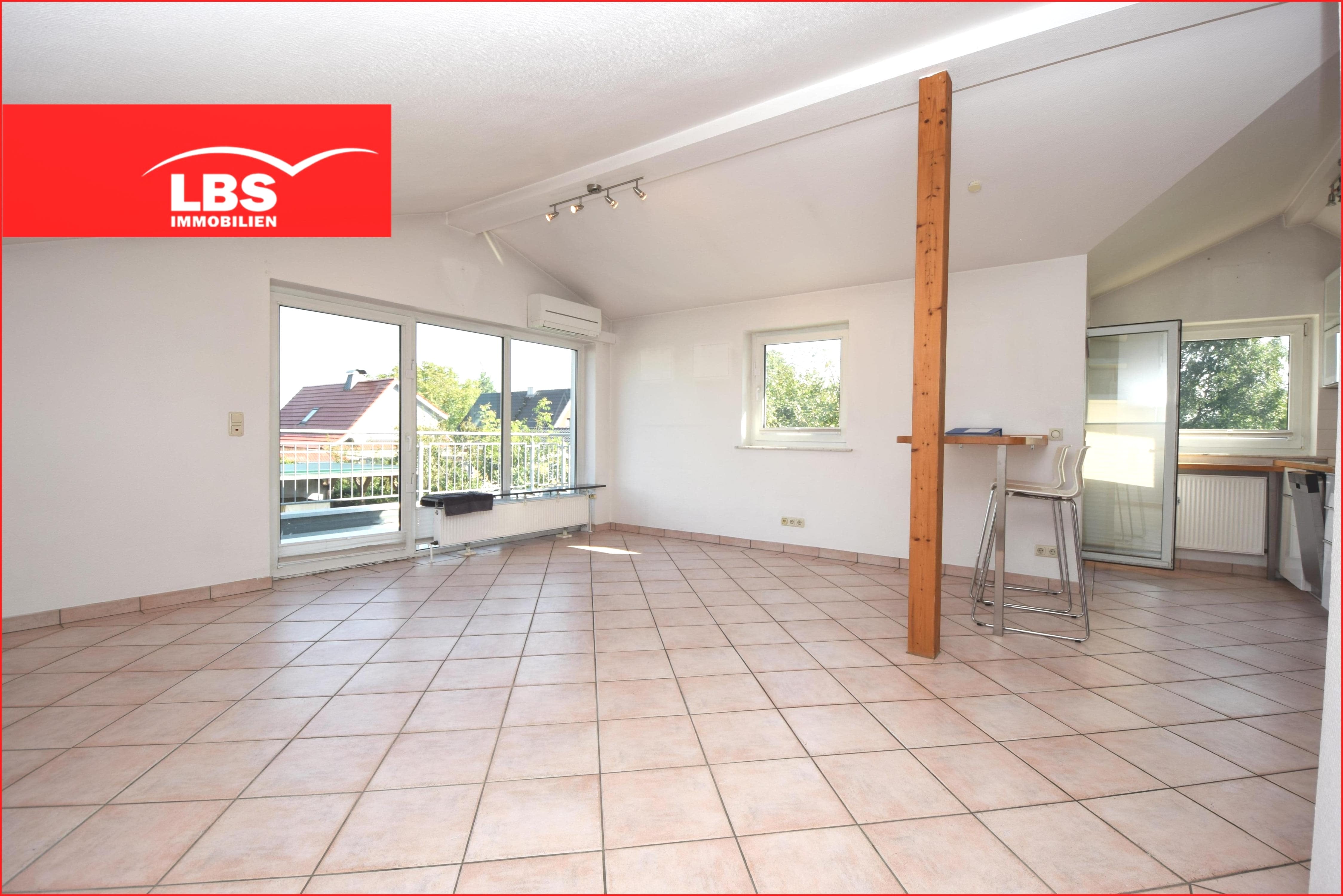 Wohnung zum Kauf 224.900 € 3 Zimmer 87 m²<br/>Wohnfläche 1.<br/>Geschoss ab sofort<br/>Verfügbarkeit Alveslohe 25486