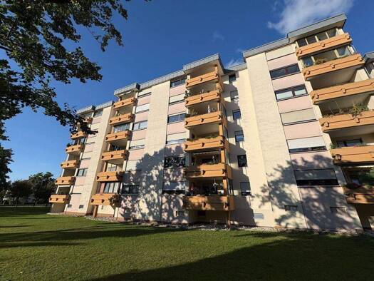 Wohnung zum Kauf 368.000 € 3,5 Zimmer 100 m² 3. Geschoss frei ab 31.07.2026 Fohlenhofstraße 6 Neumarkt Neumarkt in der Oberpfalz 92318