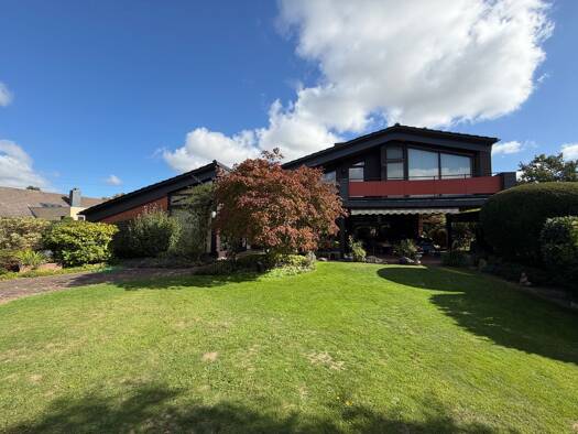 Einfamilienhaus zum Kauf 699.000 € 7 Zimmer 270 m² 1.554 m² Grundstück Kernstadt Nord Peine 31224