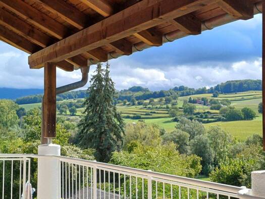 Einfamilienhaus zum Kauf 6,5 Zimmer 200 m² 691 m² Grundstück Schliengen 79418