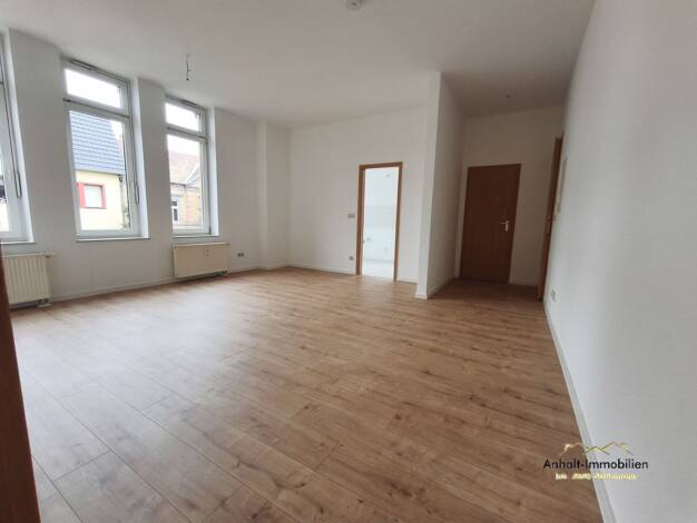 Wohnung zur Miete 450 € 2 Zimmer 58,9 m² EG frei ab sofort Luisenstraße 2 Bitterfeld Bitterfeld-Wolfen 06749