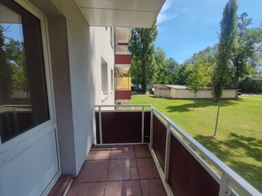 Wohnung zur Miete 350 € 3 Zimmer 58,2 m² EG Arthur-Scheibner-Straße 11 Merseburg Merseburg 06217