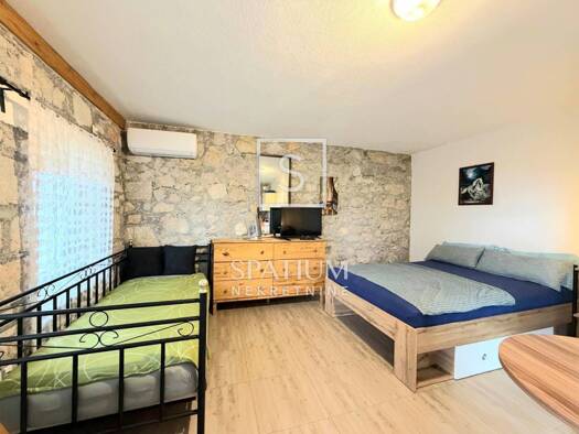 Mehrfamilienhaus zum Kauf 177.000 € 2 Zimmer 52 m² Grižane-Belgrad, Vinodolska Općina Grižane-Belgrad 51253