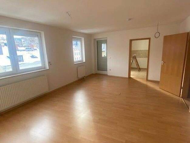 Wohnung zur Miete 485 € 2 Zimmer 69,6 m² 1. Geschoss frei ab 01.02.2026 Badstraße 5A Bad Elster 08645