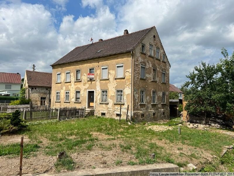 Einfamilienhaus zum Kauf 90.000 € 280 m²<br/>Wohnfläche 820 m²<br/>Grundstück Wiesa Kamenz 01917