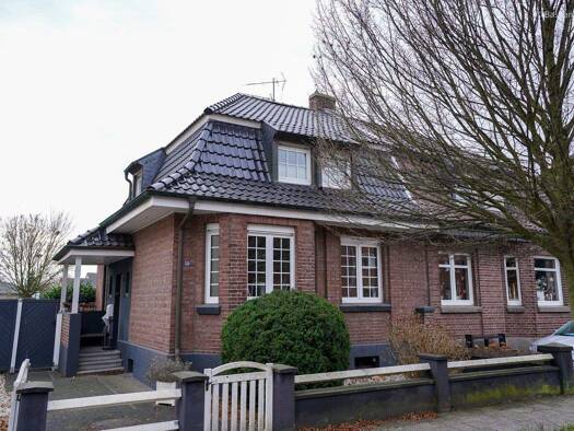 Doppelhaushälfte zum Kauf 259.000 € 4 Zimmer 90,3 m² 371 m² Grundstück frei ab sofort Kevelaer 47623