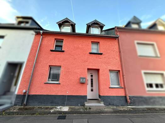 Reihenmittelhaus zum Kauf 119.000 € 5 Zimmer 141 m² 153 m² Grundstück Trittenheim 54349