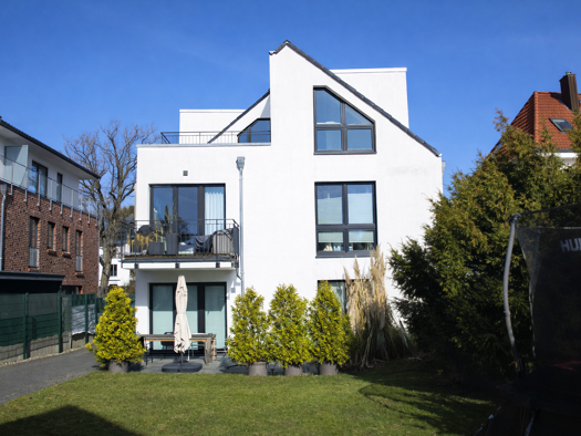 Penthouse zum Kauf provisionsfrei 690.000 € 2,5 Zimmer 91 m² Geschoss 2/3 Wellingsbüttel Hamburg 22391