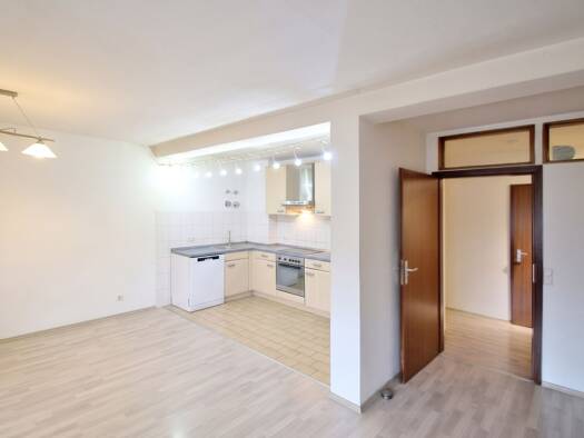 Wohnung zum Kauf 175.000 € 2 Zimmer 72,9 m² EG Schömberg Schömberg 75328