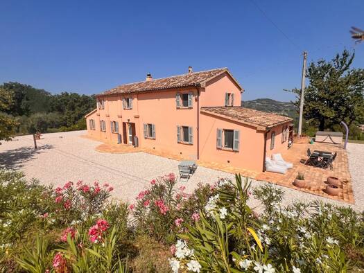 Bauernhaus zum Kauf 780.000 € 7 Zimmer 250 m² 4.500 m² Grundstück Meerblick Cartoceto 61030
