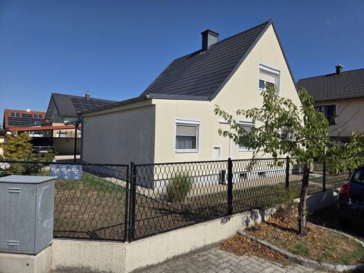 Einfamilienhaus zum Kauf 380.000 € 4 Zimmer 90 m² Tattendorf 2523