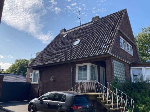 Einfamilienhaus zum Kauf 379.000 € 6 Zimmer 142 m² 373 m² Grundstück frei ab sofort Aachener Straße 575 Holt Mönchengladbach 41069