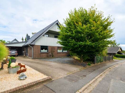 Einfamilienhaus zum Kauf 395.000 € 5 Zimmer 158 m² 871 m² Grundstück Oster-Ohrstedt 25885