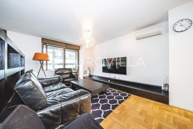 Wohnung zur Miete 1.100 € 1 Zimmer 79 m² 1. Geschoss Center 10000