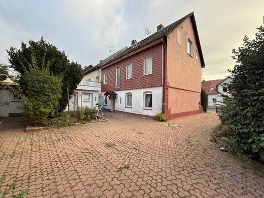 Doppelhaushälfte zum Kauf 179.000 € 9 Zimmer 199,3 m² 521 m² Grundstück frei ab 01.02.2026 Süpplingen 38373