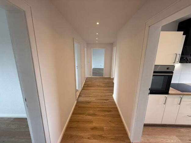 Wohnung zur Miete Wohnen auf Zeit 4 Zimmer 87 m² frei ab 01.07.2025 Südring 110 Wormser Platz Magdeburg 38112