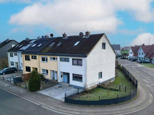 Reihenendhaus zum Kauf 559.000 € 5,5 Zimmer 140 m² 340 m² Grundstück Mainaschaff 63814