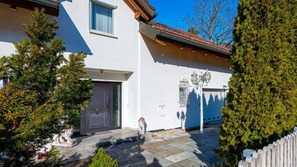 Einfamilienhaus zum Kauf 1.799.000 € 7 Zimmer 254 m² 832 m² Grundstück Neuried 82061