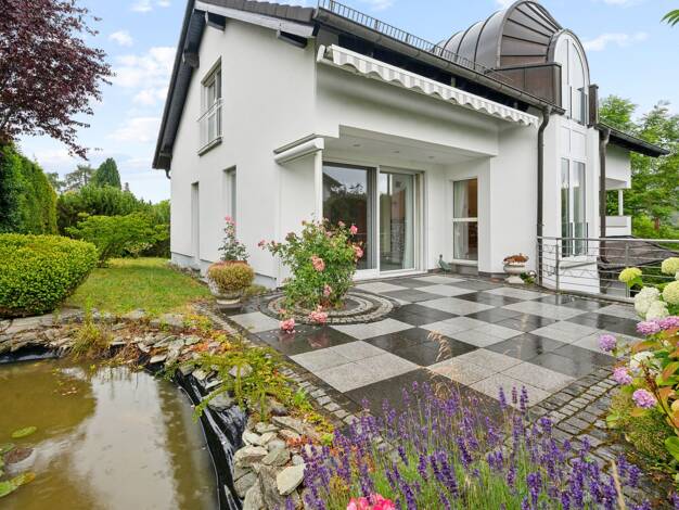 Einfamilienhaus zum Kauf 689.000 € 6 Zimmer 203 m² 552 m² Grundstück Arnoldshain Schmitten im Taunus 61389
