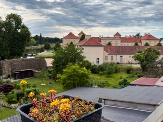 Mehrfamilienhaus zum Kauf 395.000 € 9 Zimmer 240 m² 450 m² Grundstück frei ab sofort Mühlenstraße 18 Rheinsberg Rheinsberg 16831